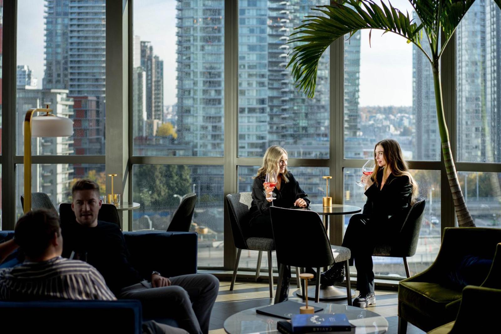 The Parker Hotel And Rooftop Vancouver Exterior photo