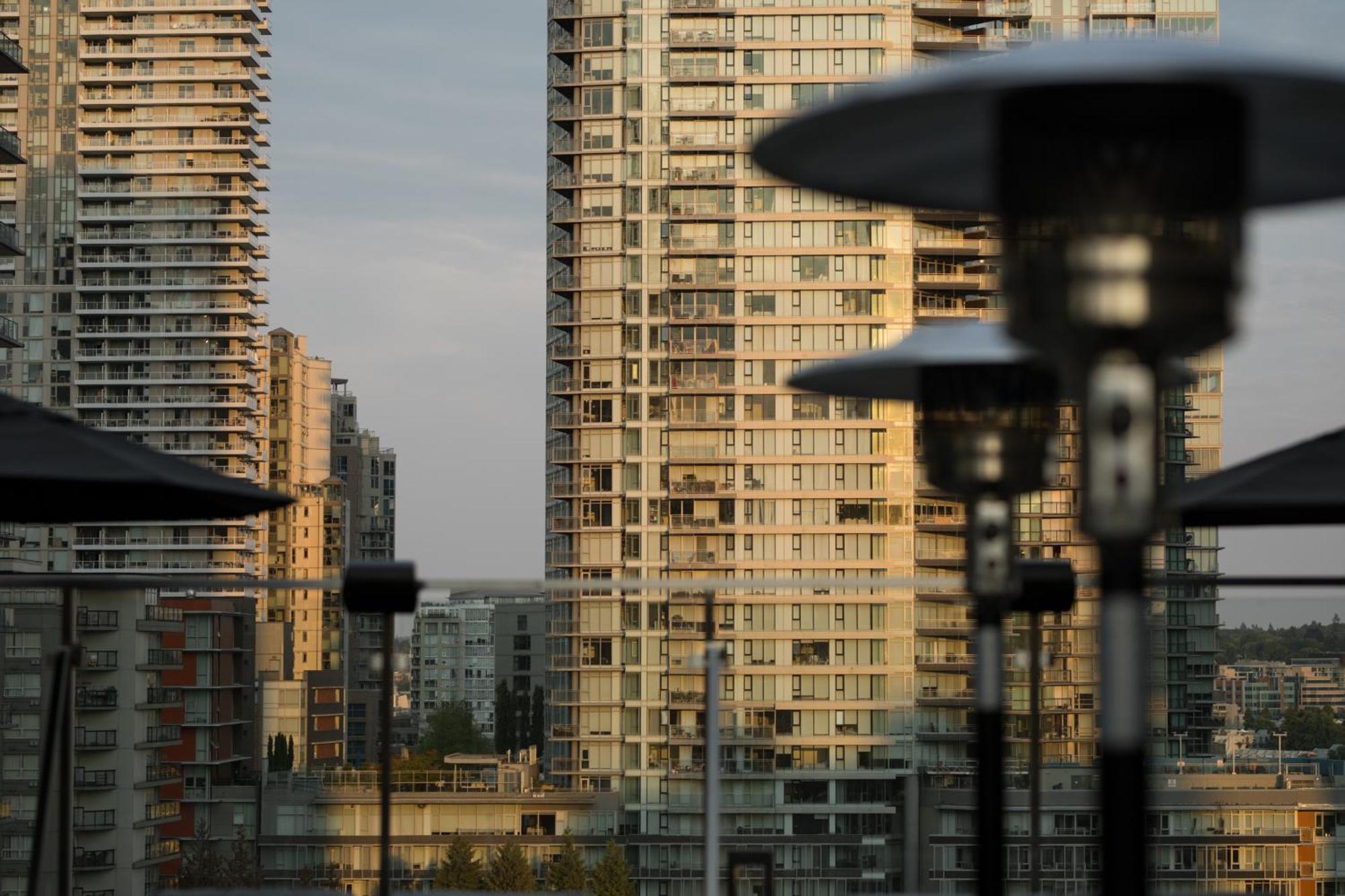 The Parker Hotel And Rooftop Vancouver Exterior photo
