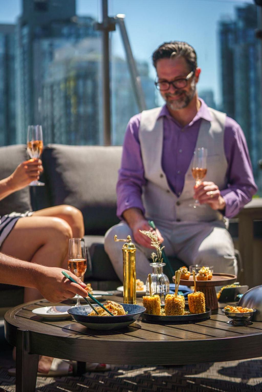The Parker Hotel And Rooftop Vancouver Exterior photo